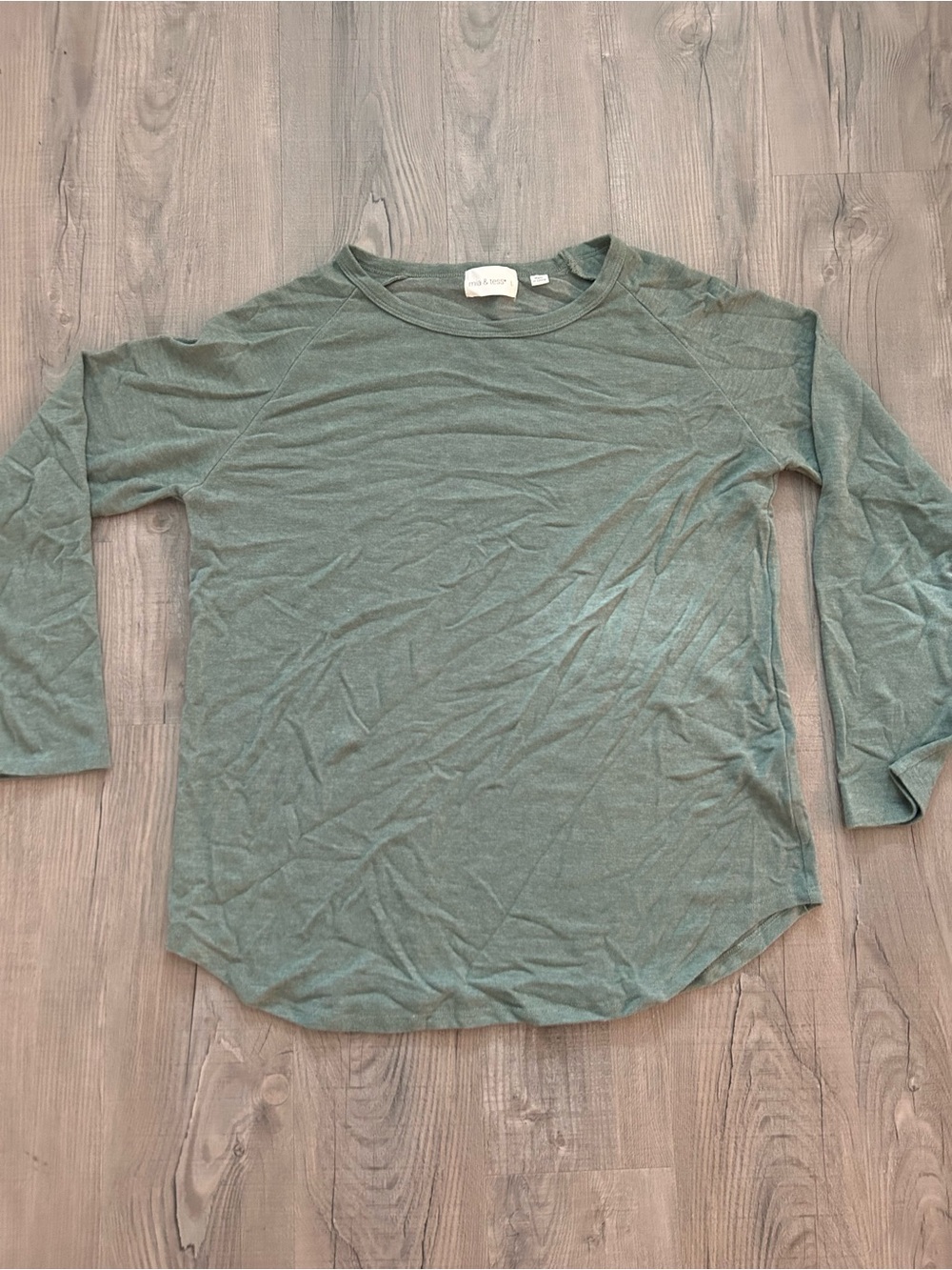 Green 3/4 Sleeve Raglan Top Size Large
